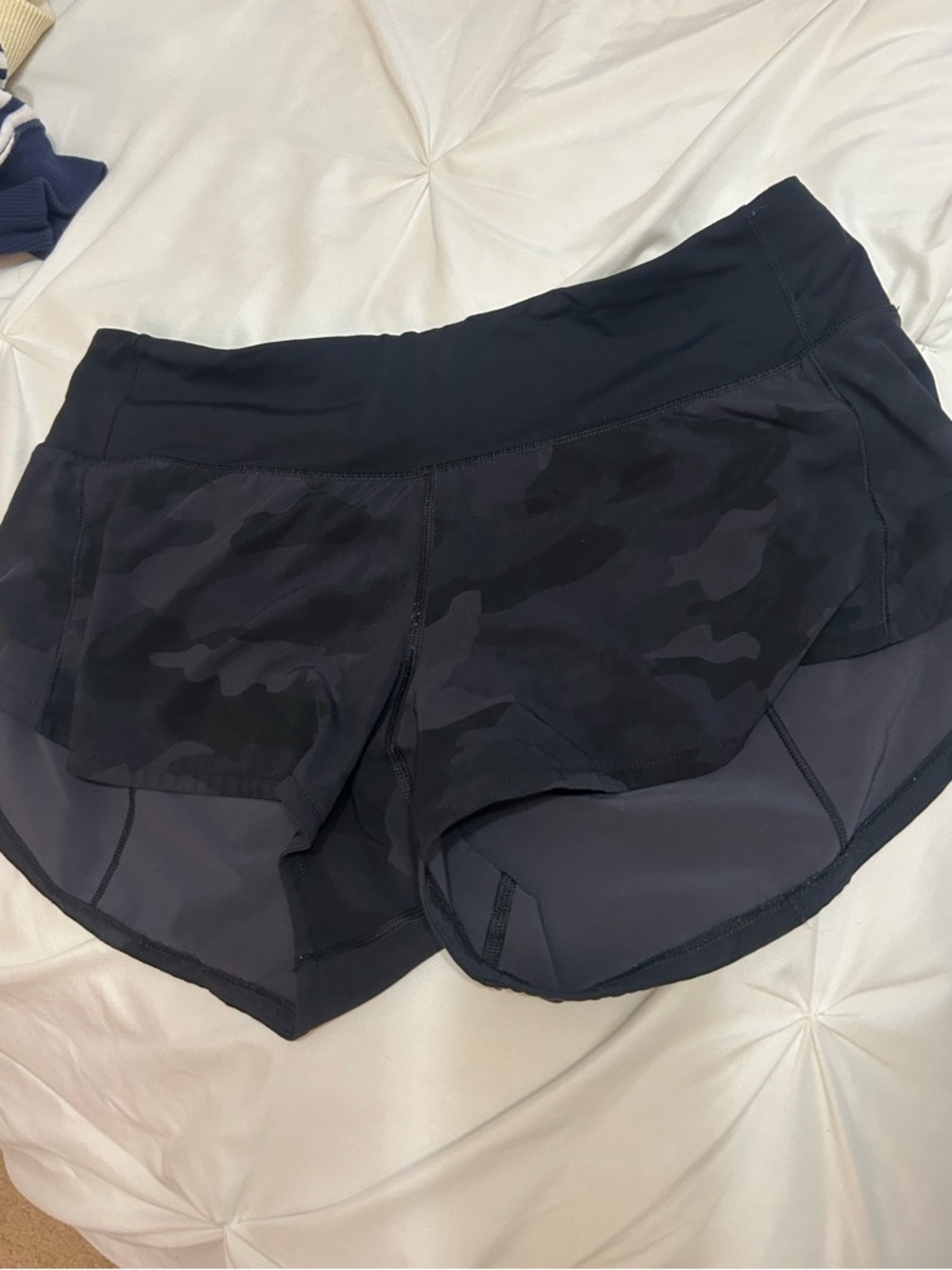 Lululemon speed up shorts Women's size